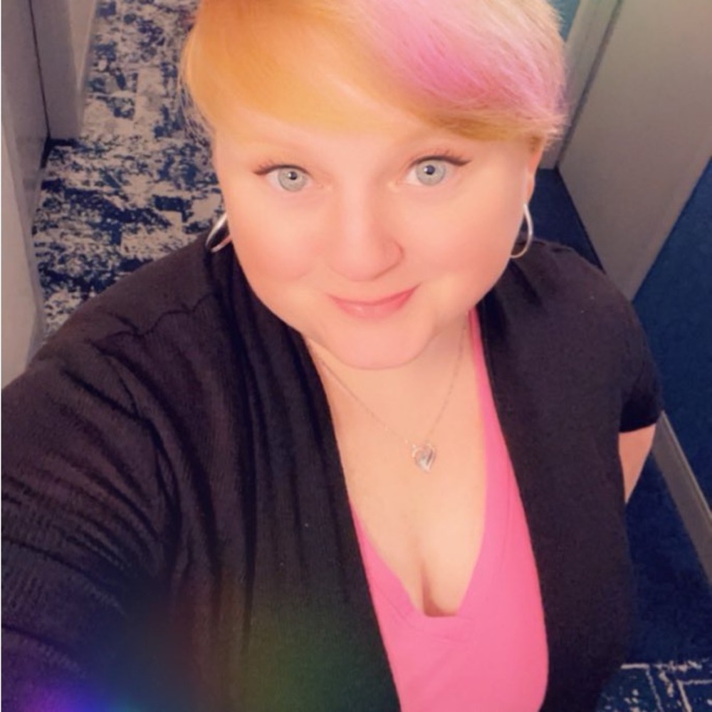 Meet your Posher, Pinky